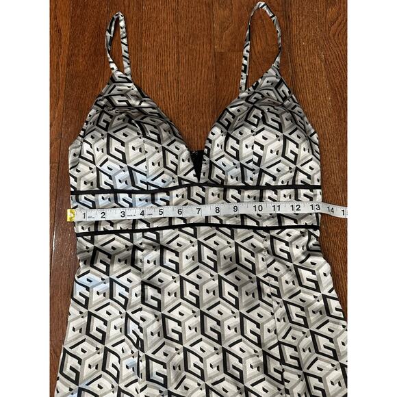 NWT GUESS WOMEN'S Logo G-CUBE SLEEK Satin PLUNGE mini Dress Size 2 Retro No bra - Picture 6 of 15